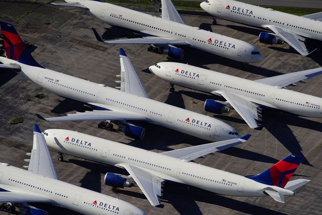 U.S. tentatively approves Delta, WestJet alliance