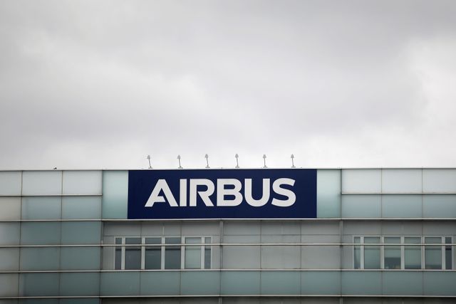 French Airbus staff signal key restructuring deal
