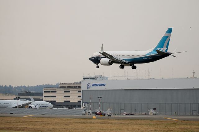 EXCLUSIVE-Boeing in talks with Alaska Airways for potential 737 MAX order -sources