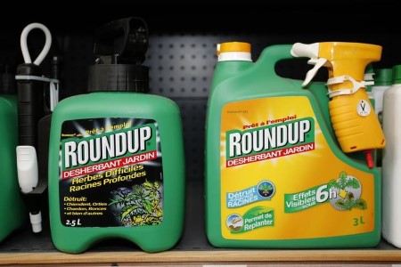 France clamps down on use of weedkiller glyphosate in farming