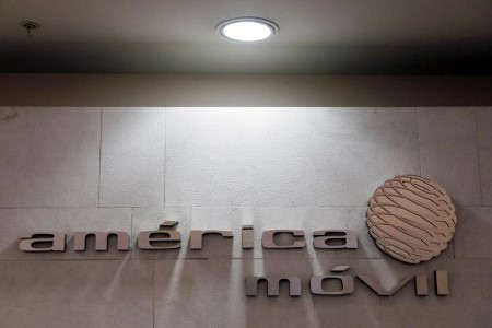 America Movil’s capital expenditure will probably be $6 bln, down from $8.5 bln foreseen