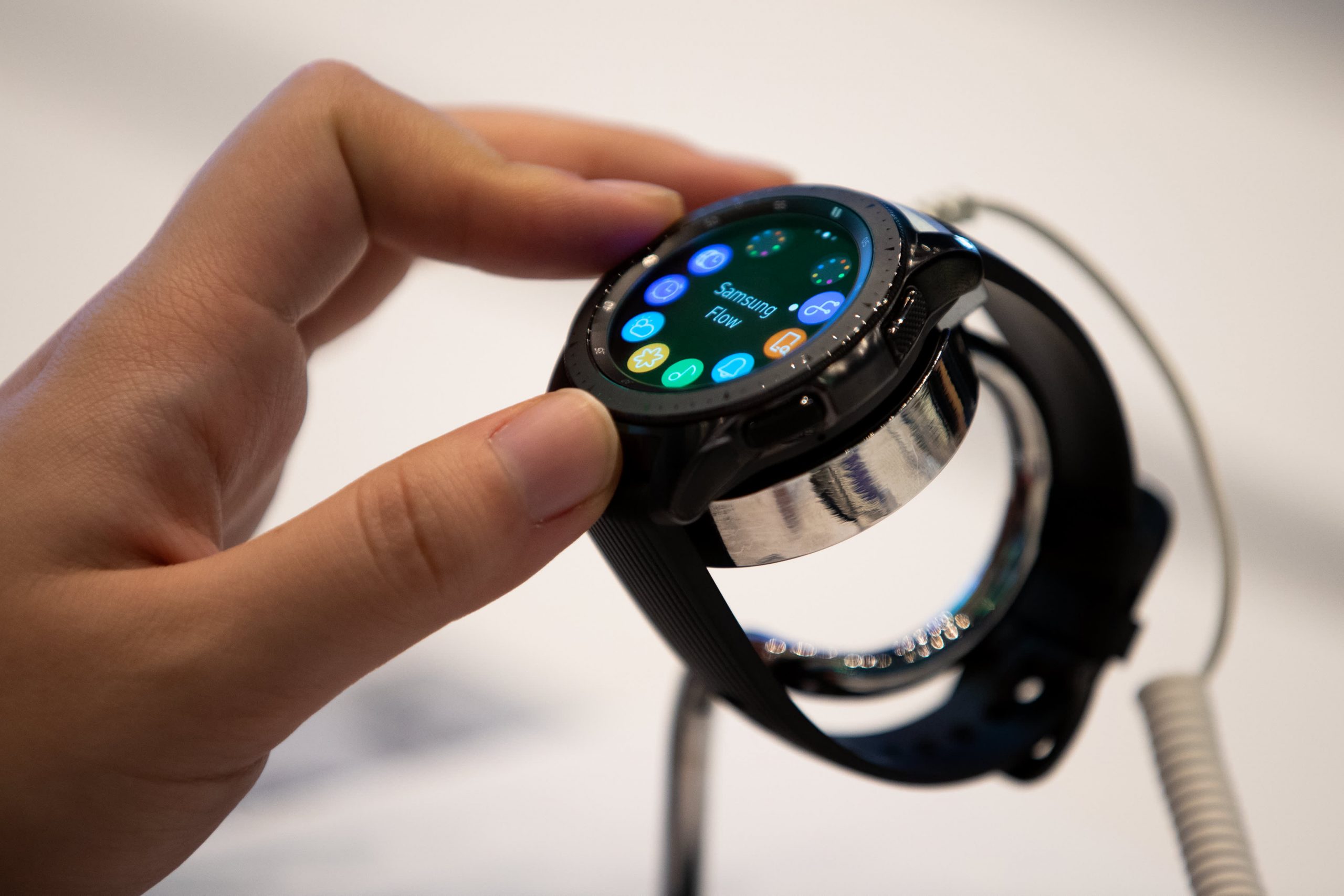 Samsung wearable system gross sales are up greater than 30% this yr