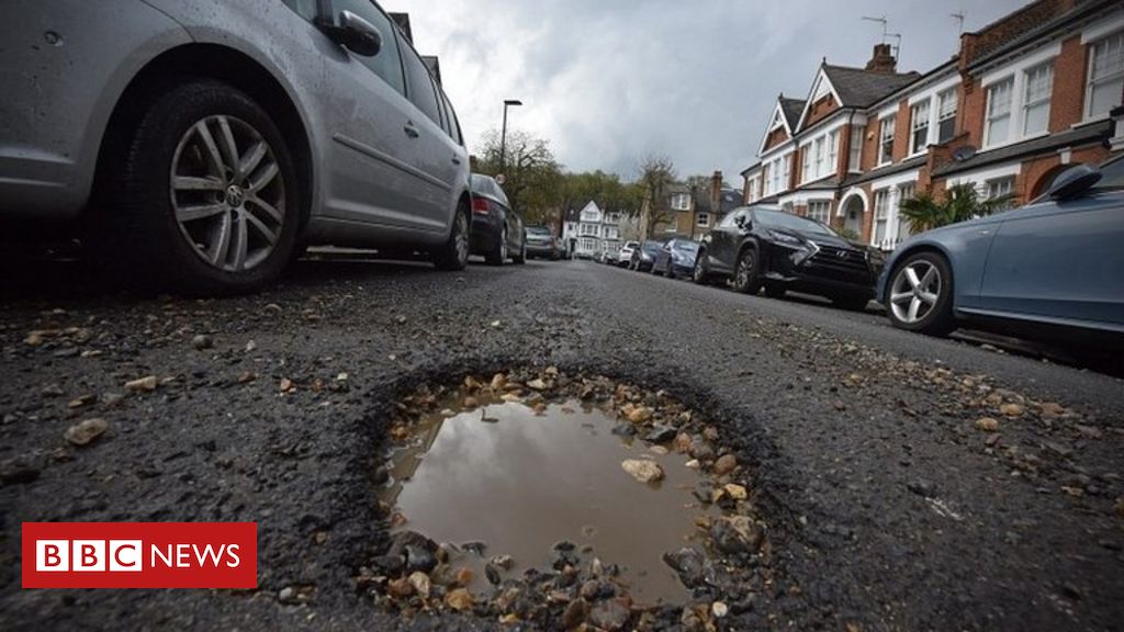 Covid-19: Lockdown 'alternative' to repair England's roads
