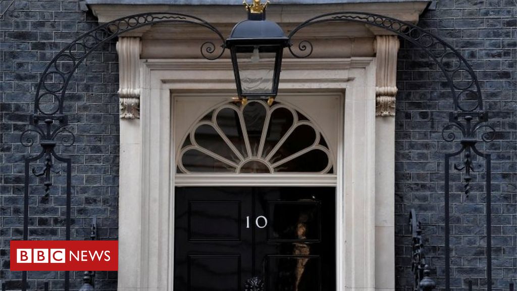 Boris Johnson appoints new chief of employees after Cummings exit