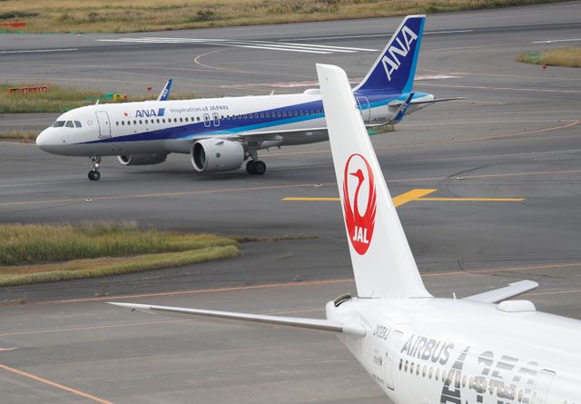 Japan’s ANA shares drop on report airline to boost $1.9 bln in share sale