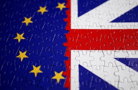 EU-UK commerce talks set to go previous mid-November deadline – sources