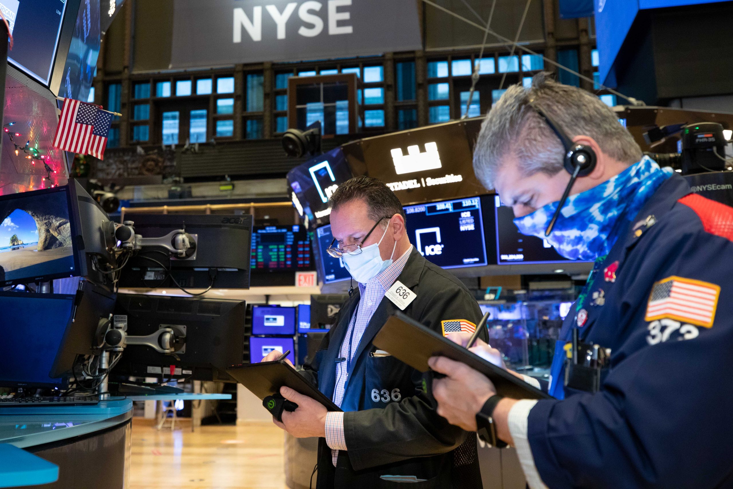 Merchants brace for wild motion and historic quantity forward of Tesla’s entry into the S&P 500 Merchants brace for wild motion and historic quantity forward of Tesla’s entry into the S&P 500