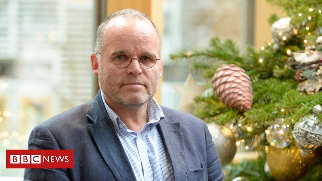 Andy Wightman quits Scottish Greens over trans rights stance