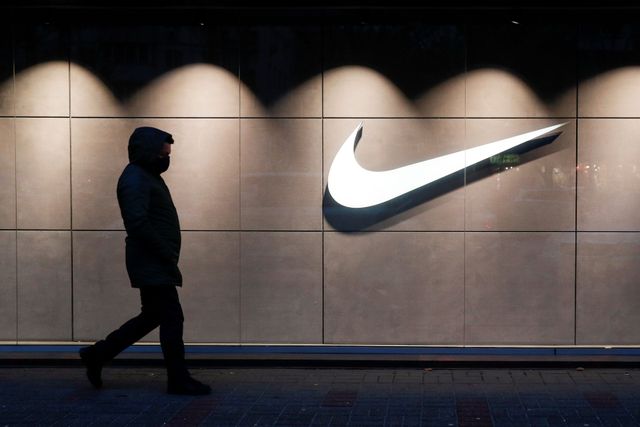 Nike quarterly income beats estimates, shares rise