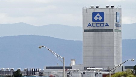 Australia rescues Alcoa Portland smelter in bid to shore up energy grid