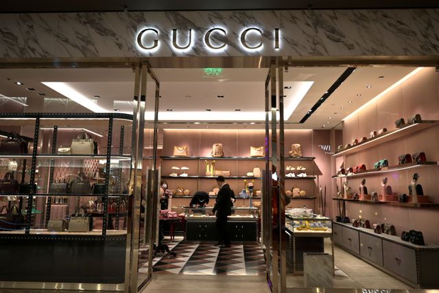 Gucci joins Alibaba’s luxurious e-commerce website to woo Chinese language shoppers