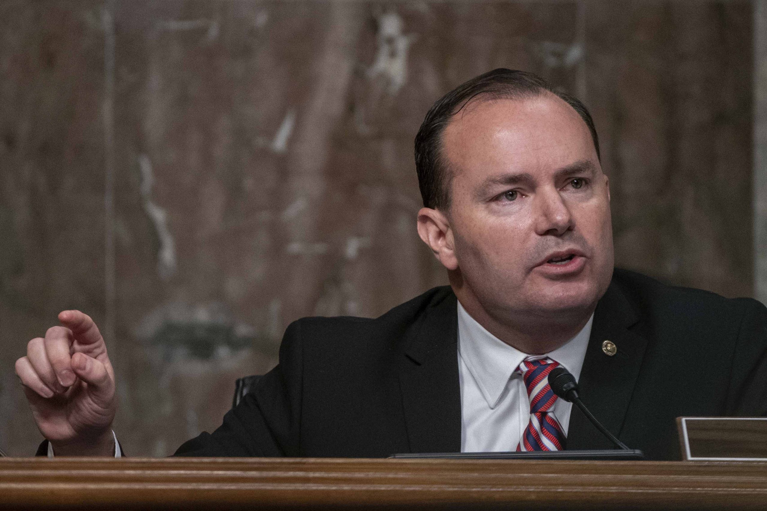 Mike Lee blocks laws to create Smithsonian museums for Latinos and ladies