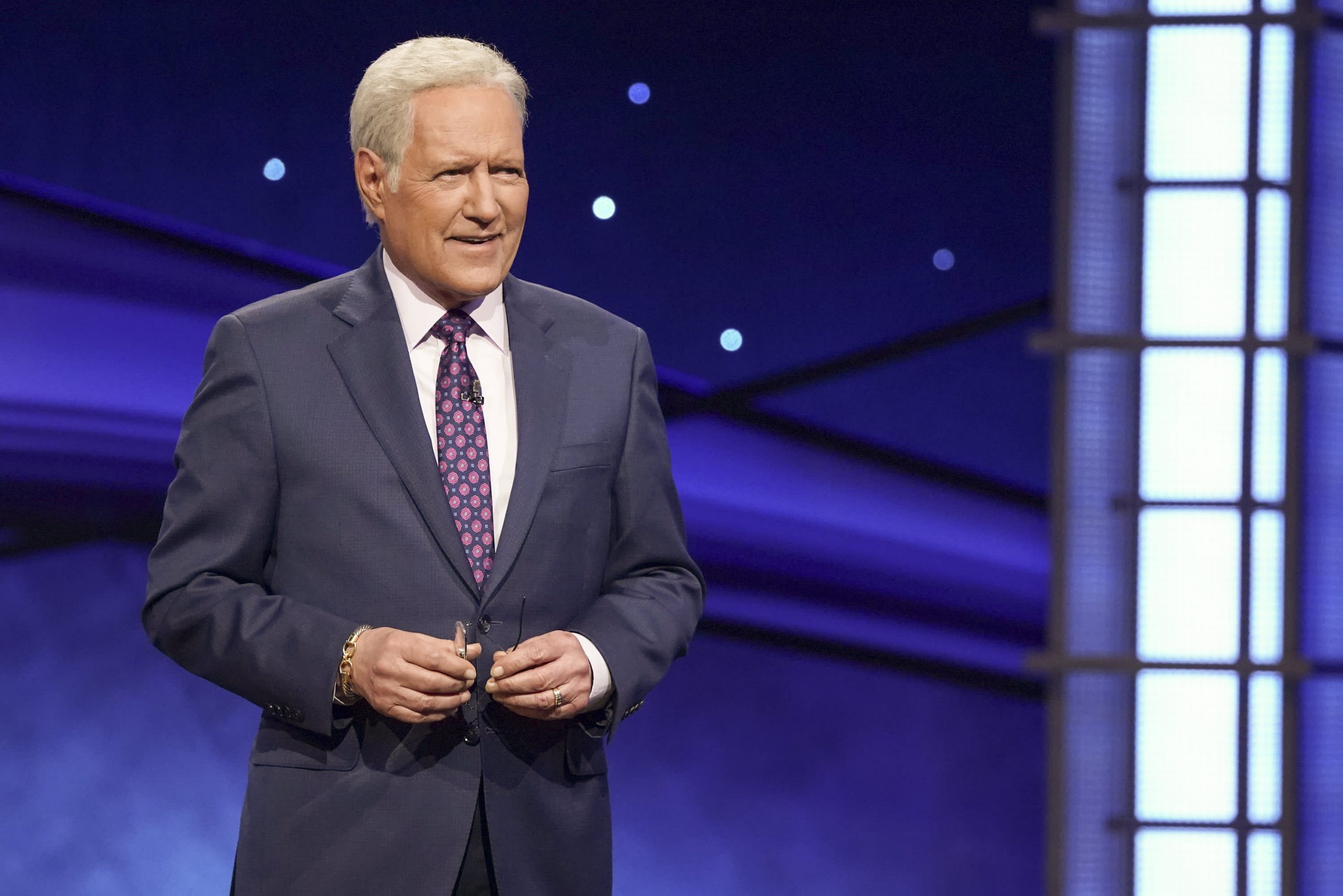 Alex Trebek’s remaining ‘Jeopardy!’ episode contestant on host’s tenacity