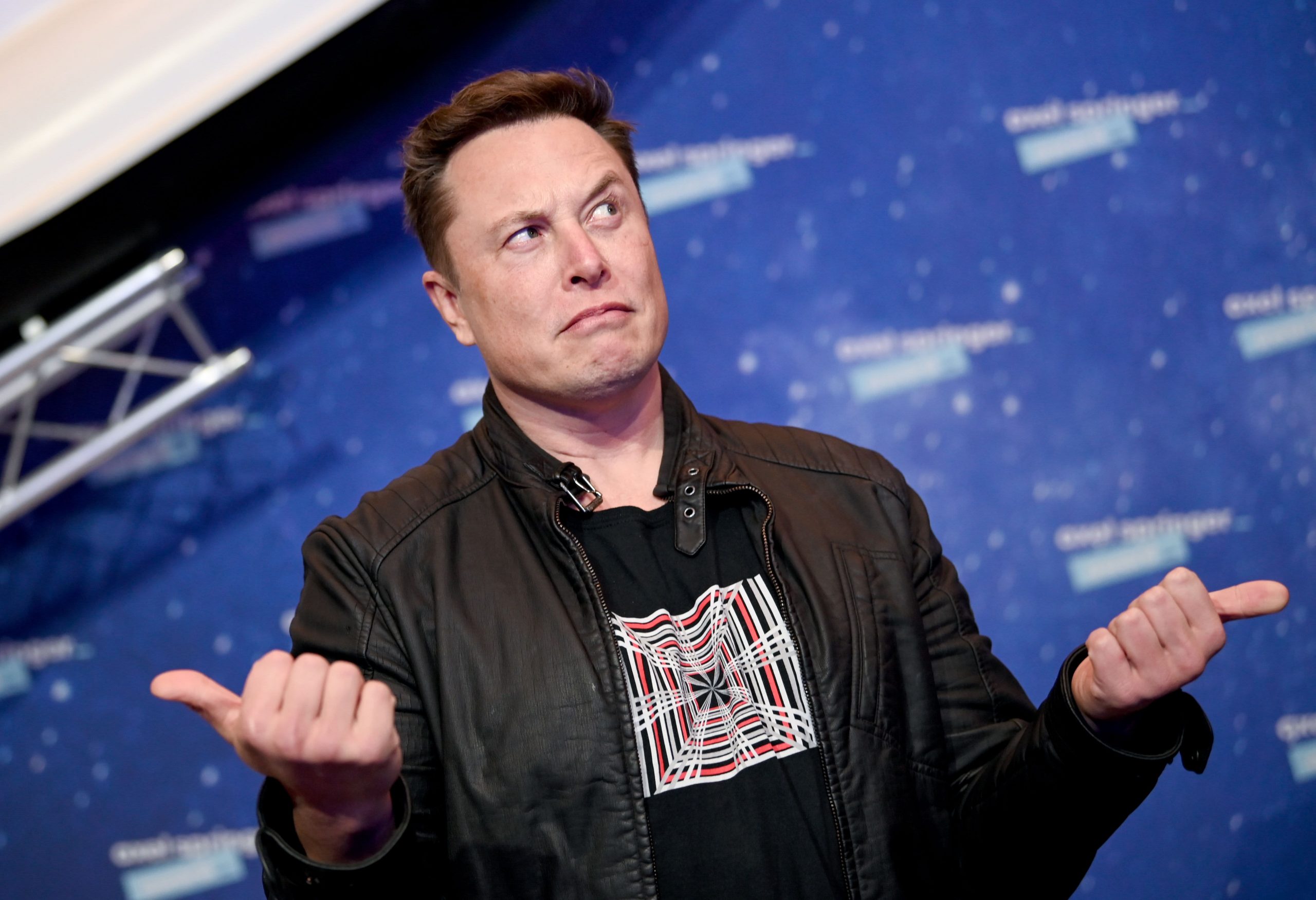 Elon Musk blasts Jeff Bezos’ Amazon competitor to SpaceX’s Starlink