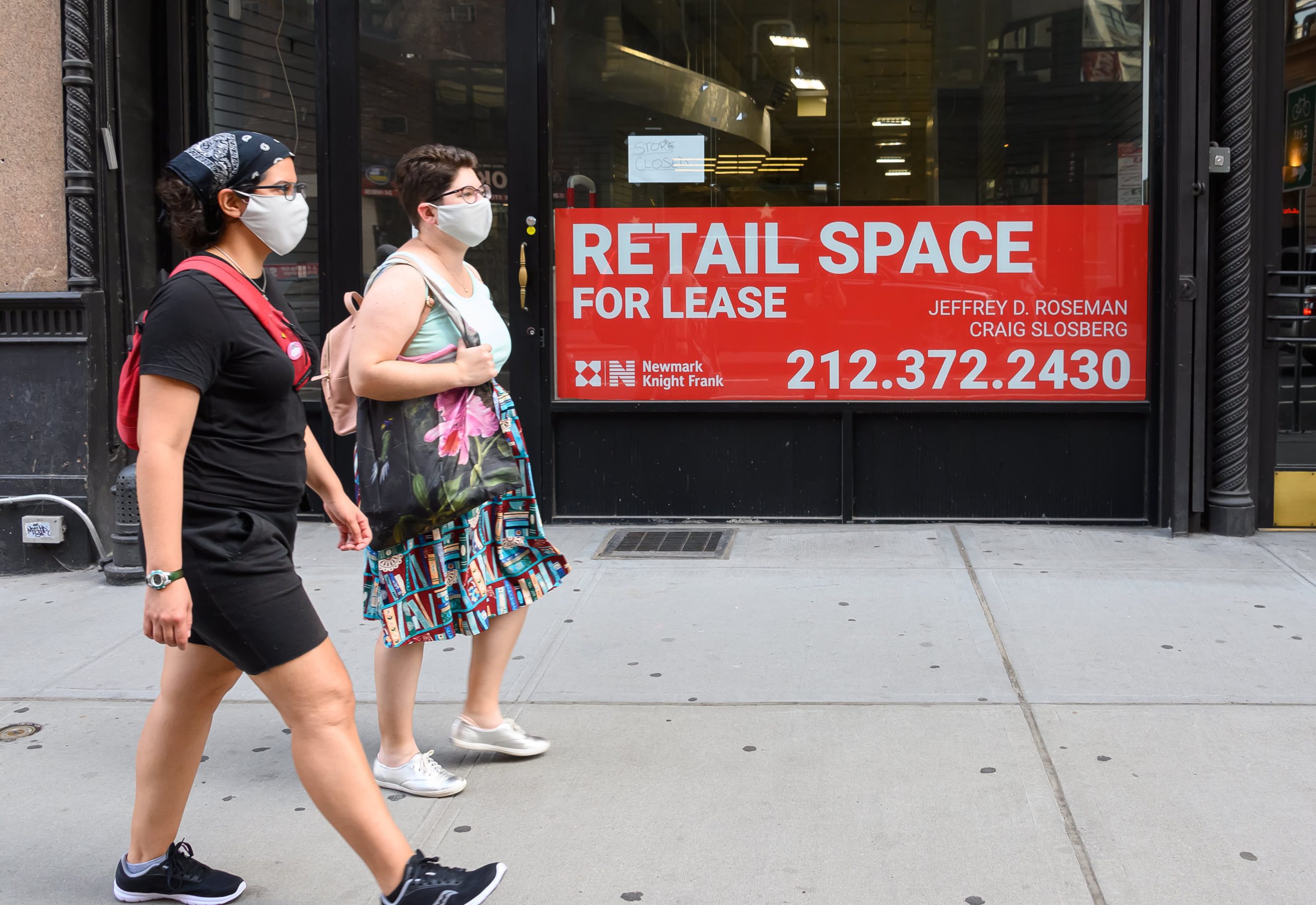 New York Metropolis retail rents tumble to historic lows, retailer vacancies up