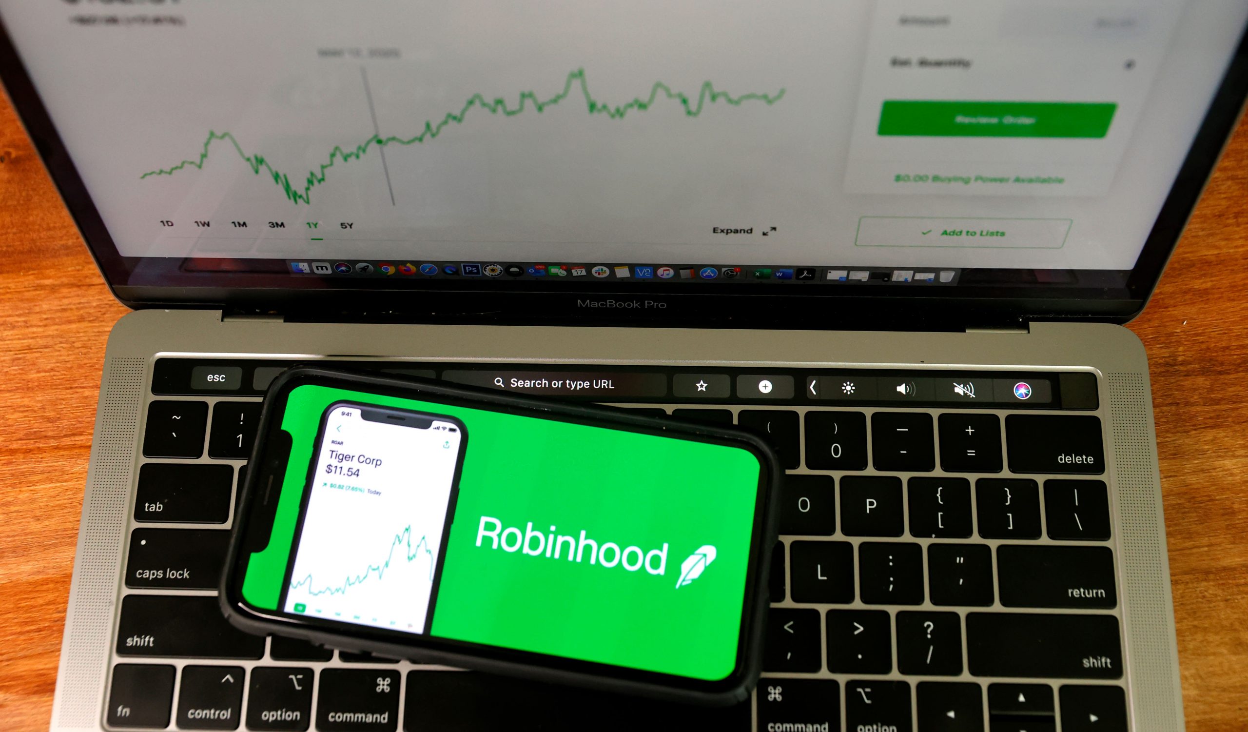 Robinhood raises $1 billion, faucets credit score traces to make buying and selling of GameStop accessible to prospects