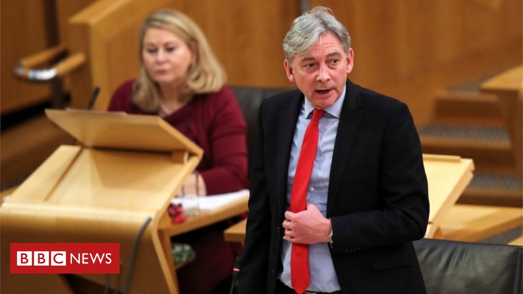 Richard Leonard quits as Scottish Labour chief