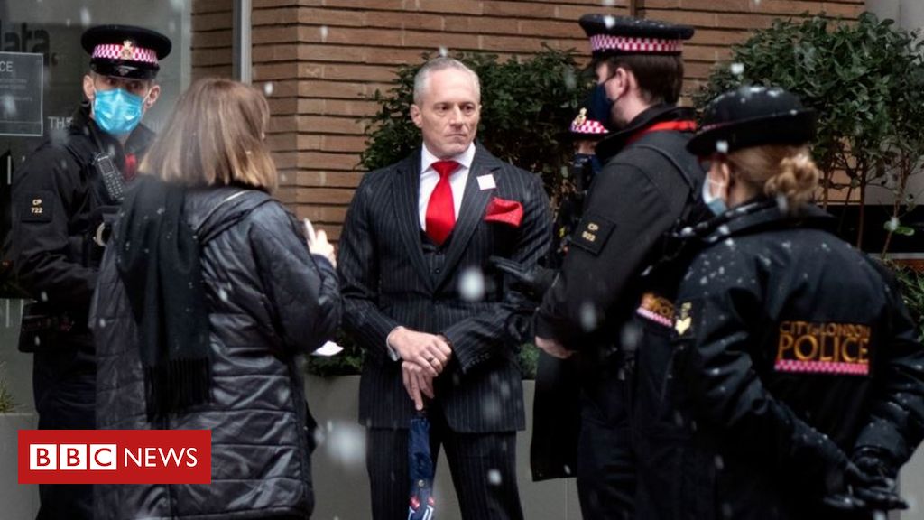 Mayor of London candidate Brian Rose fined for lockdown breach Mayor of London candidate Brian Rose fined for lockdown breach