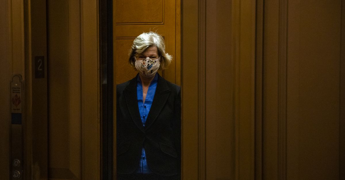 Lisa Murkowski says she would possibly depart the GOP — however “completely” received’t be a part of the Democrats