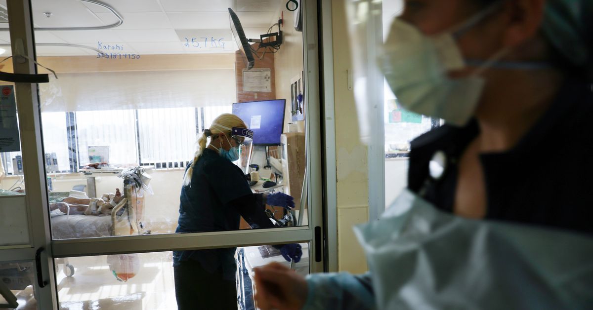 Covid-19 vaccine: Why some well being care employees say they wish to wait Covid-19 vaccine: Why some well being care employees say they wish to wait