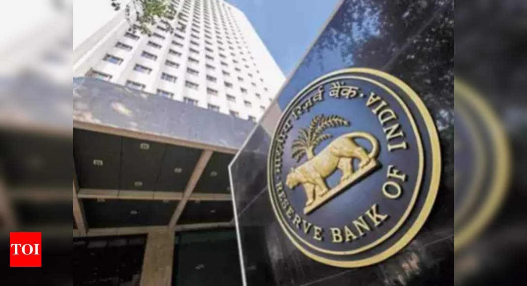 Regardless of being on watchlist, RBI to proceed intervening in foreign exchange mkt