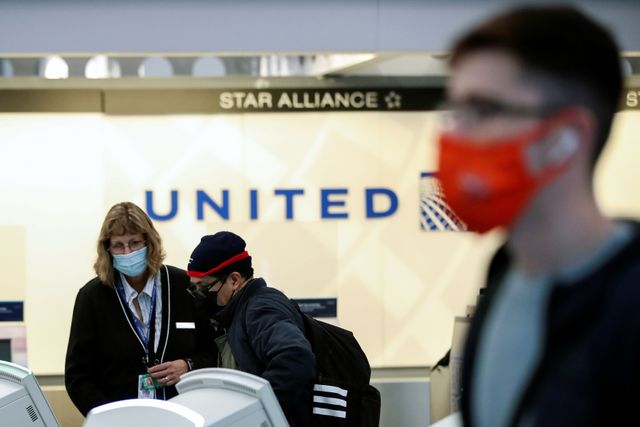 United Airways launches new worker exit offers with pay, memo exhibits