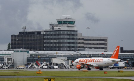 EasyJet suspends some voting rights to satisfy post-Brexit guidelines