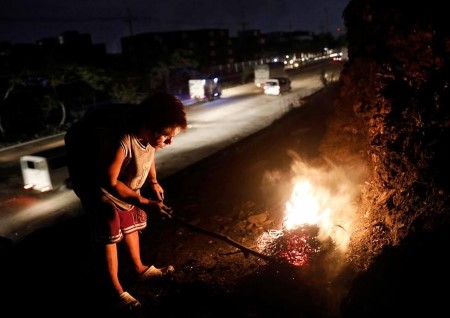 METALS-Copper slips as China’s coronavirus outbreak raises demand fears