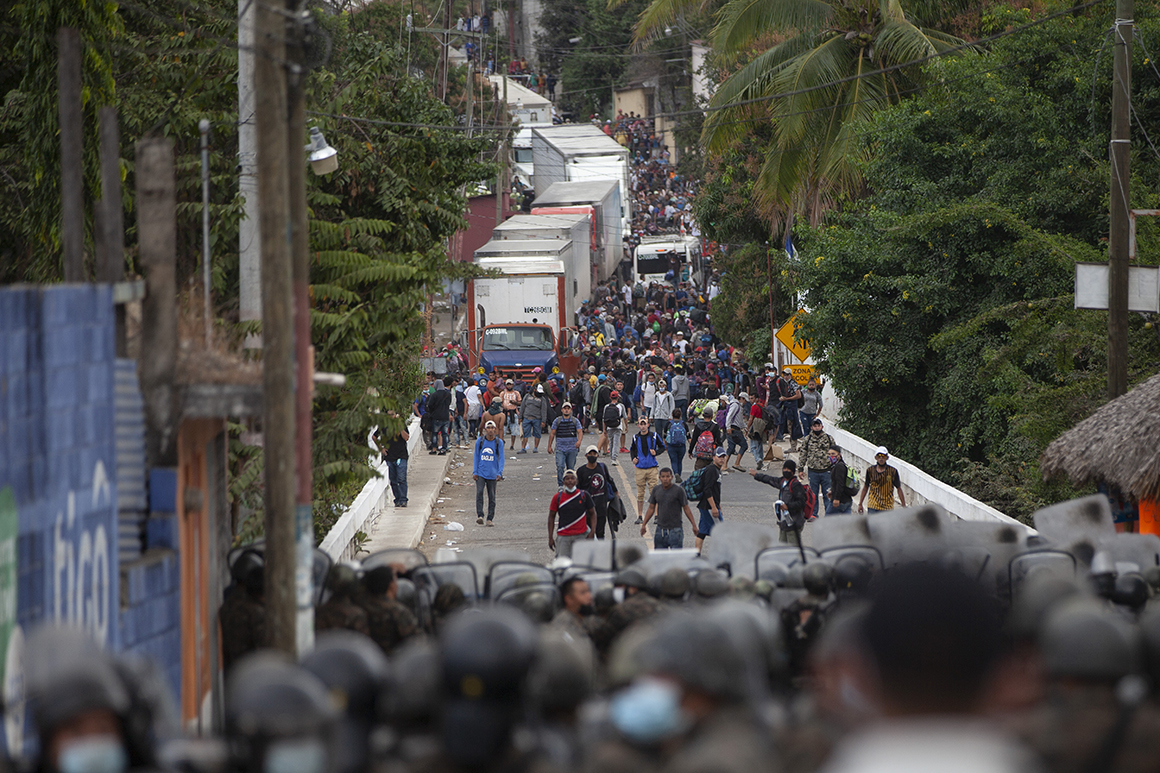 Weary migrants wait at Guatemala roadblock as caravan stalls
