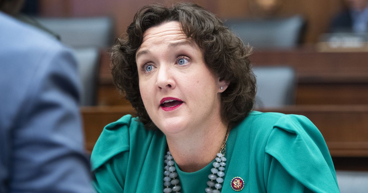 Rep. Katie Porter’s new report: Pharma mergers hinder most cancers analysis and drug growth