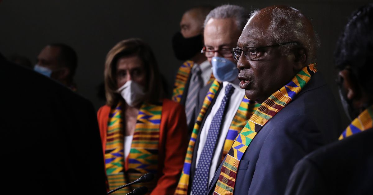 Rep. James Clyburn says an impeachment vote will come this week