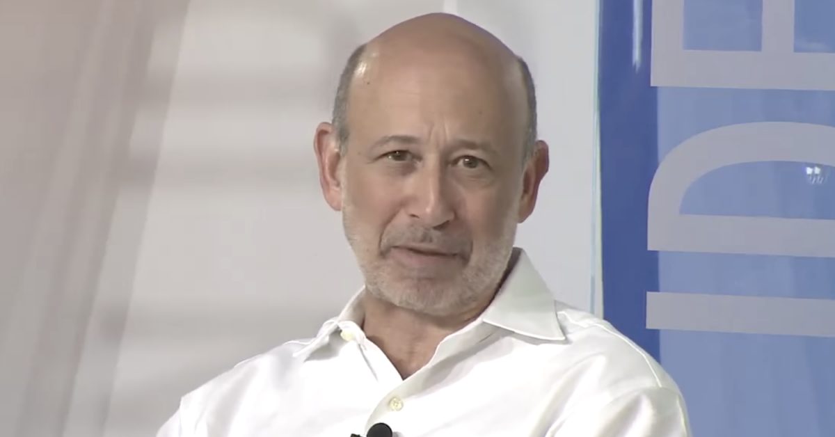 Ex-Goldman CEO Blankfein Says Governments Would Probably Attempt to Shut Down Bitcoin If It Turns into Too Profitable