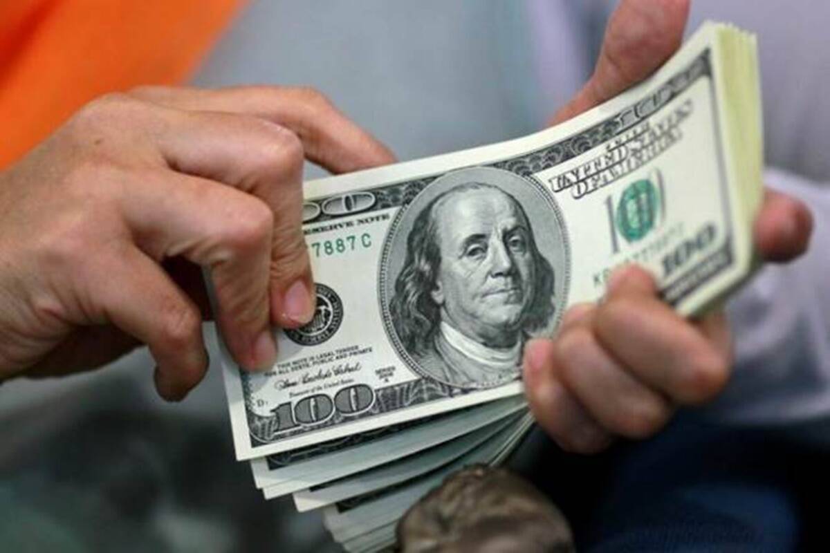 Foreign exchange reserves dip by USD 290 mn to USD 580.84 bn