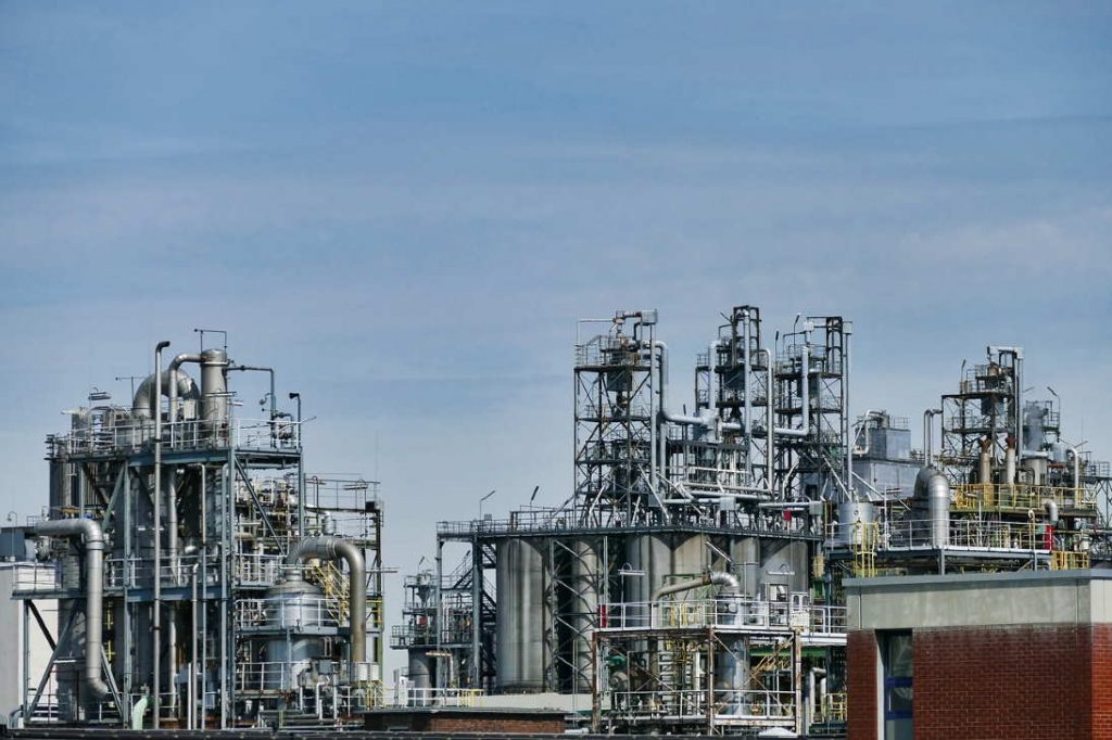 Weekly EIA Crude Oil Shares Spike By 4.351 Million Barrels Weekly EIA Crude Oil Shares Spike By 4.351 Million Barrels