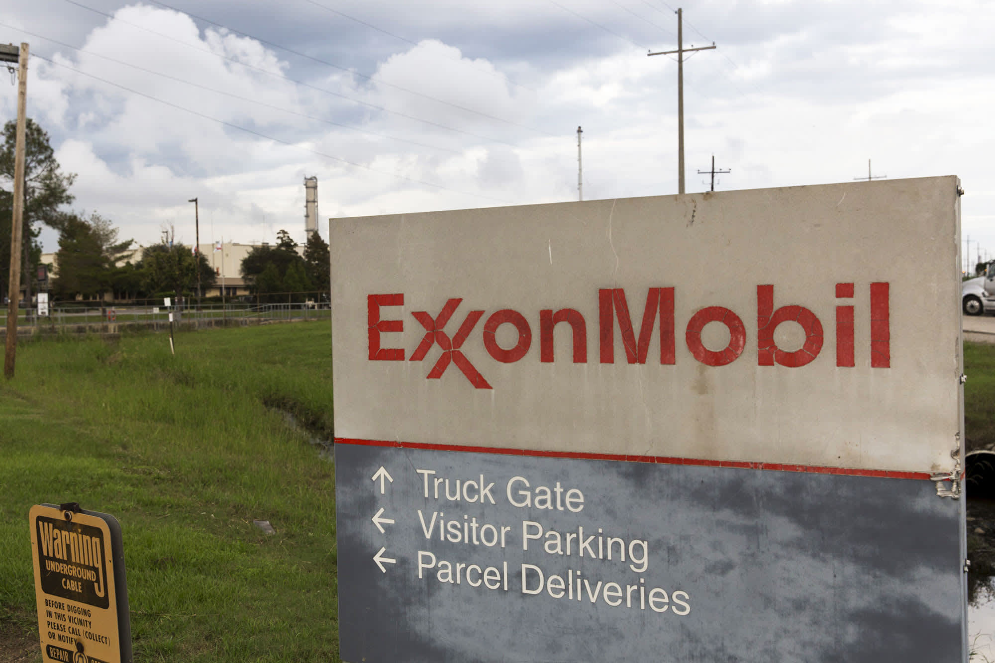 Exxon (XOM) earnings This fall 2020