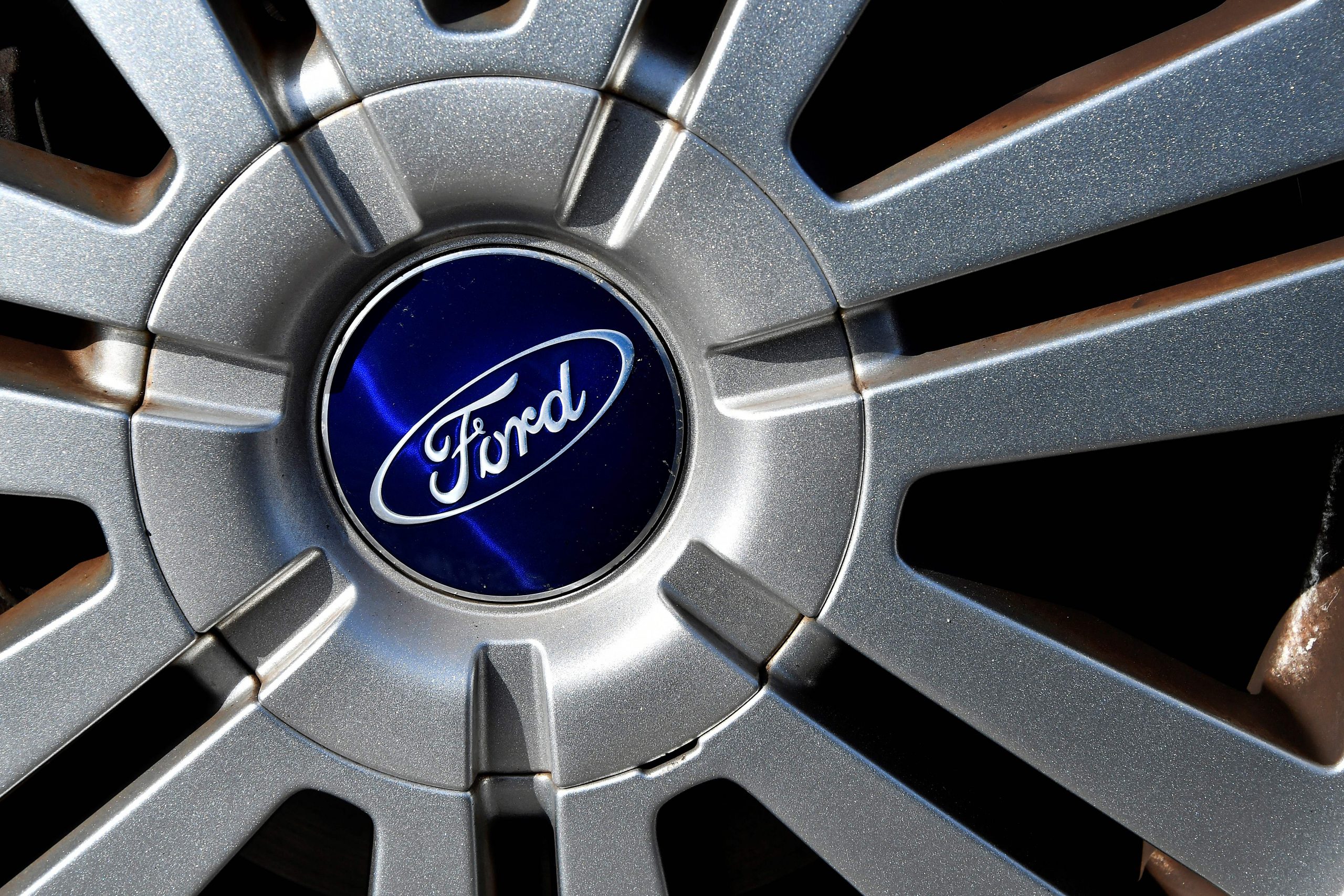 Ford invests $1 billion in German electrical automobile plant