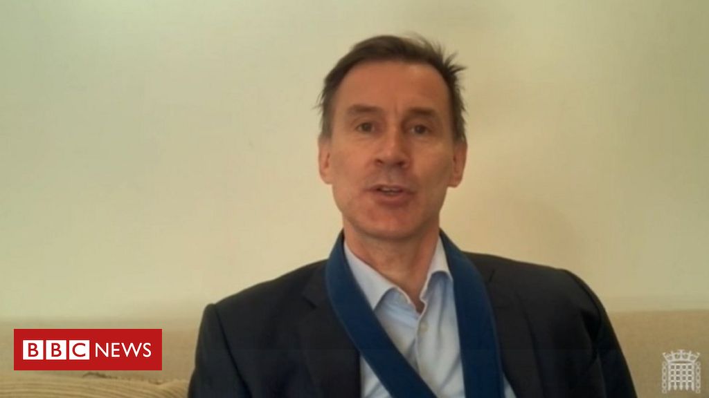 Ex-health secretary Jeremy Hunt breaks arm in fall whereas out operating