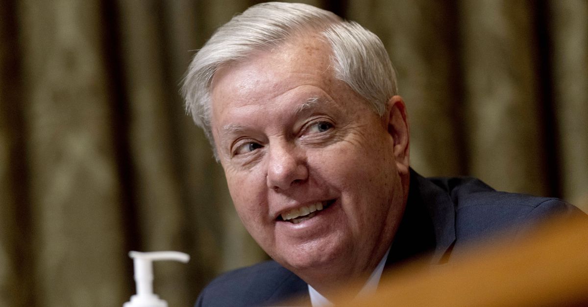 A Trump prison probe in Georgia expands to incorporate Sen. Lindsey Graham