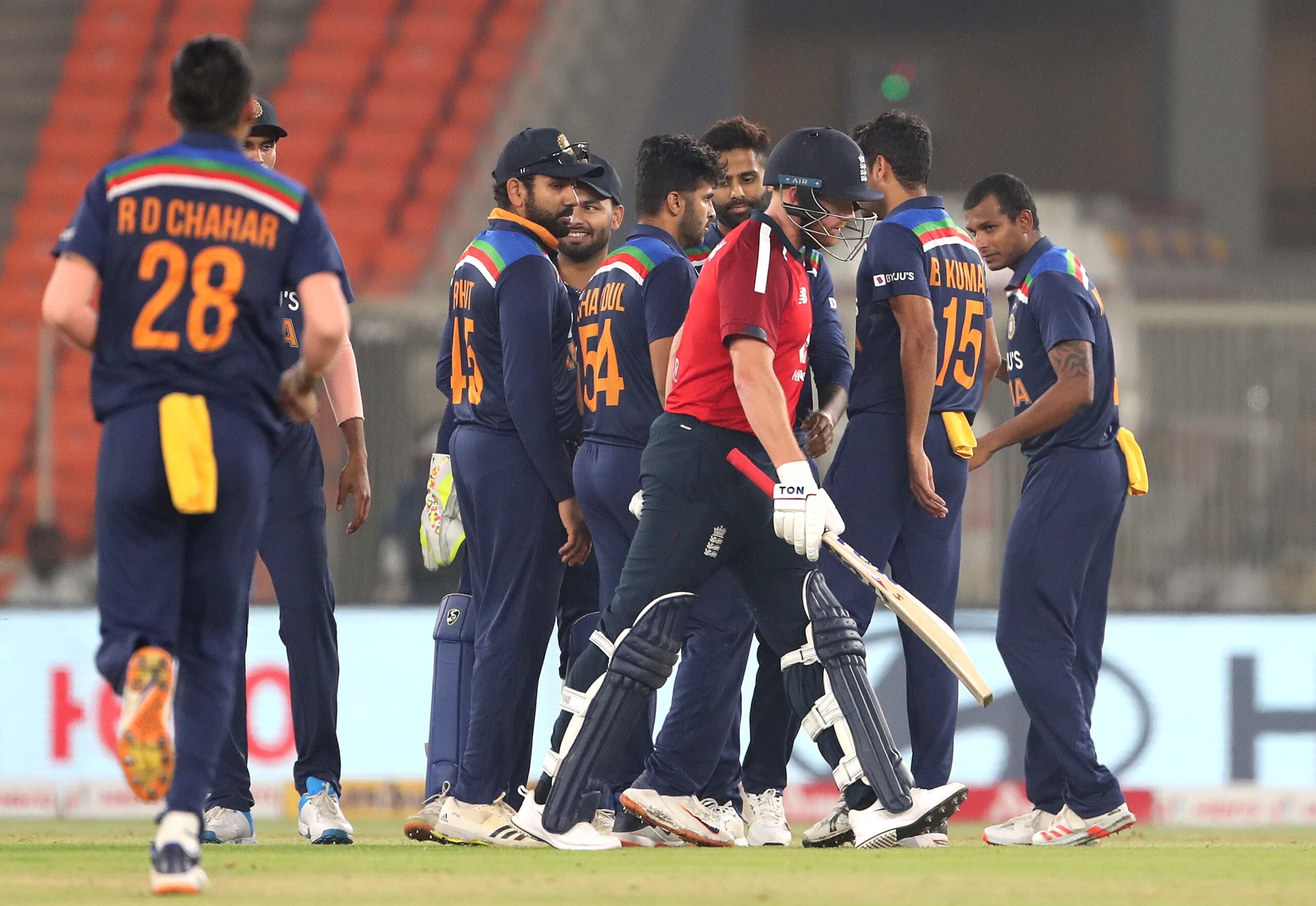 England collapse to T20 sequence defeat to India