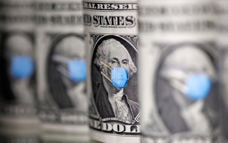 FOREX-Greenback defensive as Treasury yields slip from close to 14-month highs FOREX-Greenback defensive as Treasury yields slip from close to 14-month highs