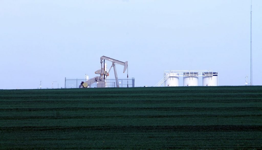 Baker-Hughes Rig Depend Falls As WTI Rallies
