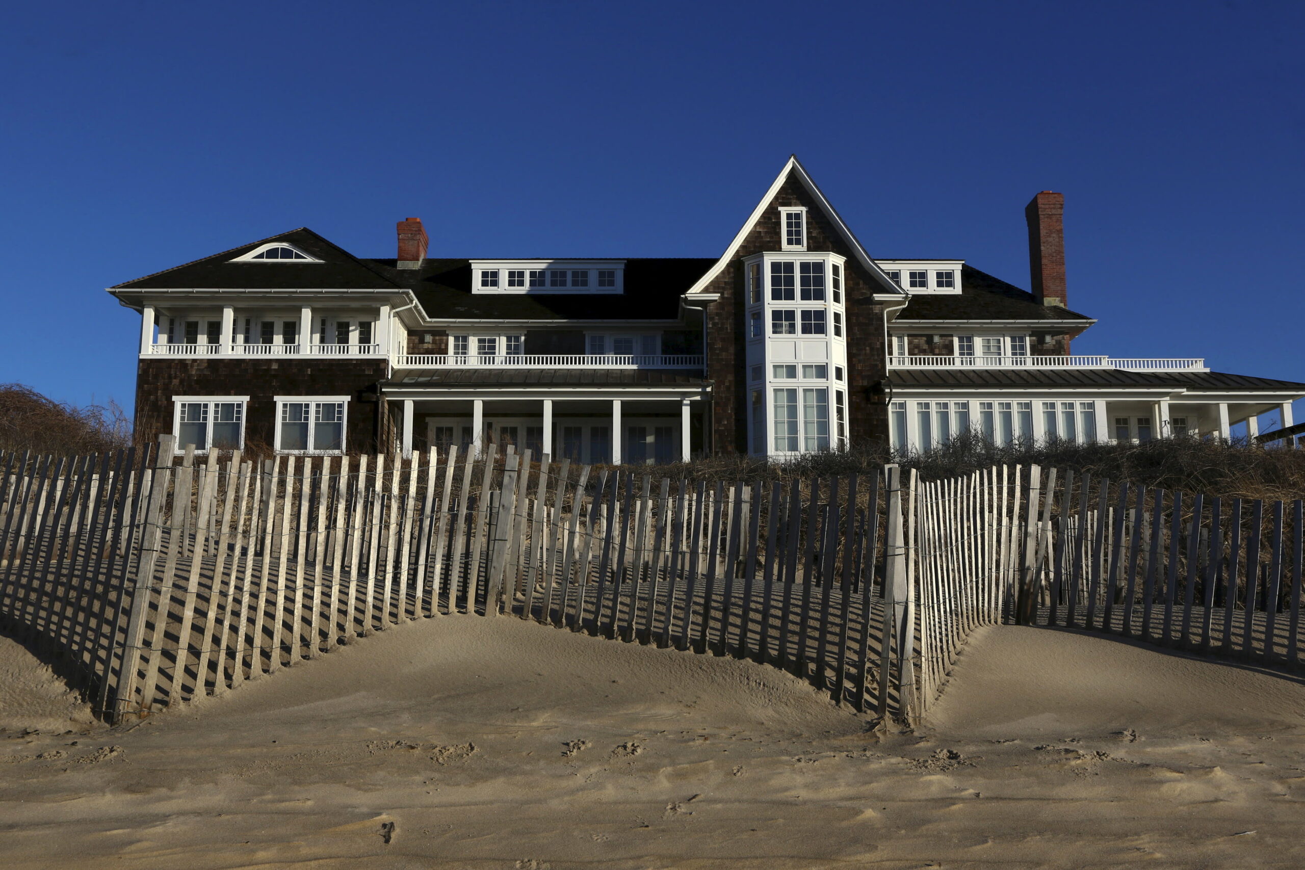 A home simply rented within the Hamptons for $2 million for the summer time
