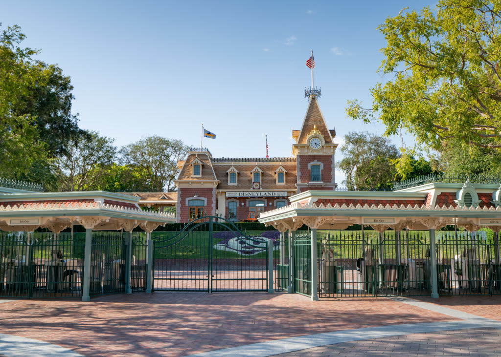 Every little thing that you must know earlier than Disneyland reopens on April 30