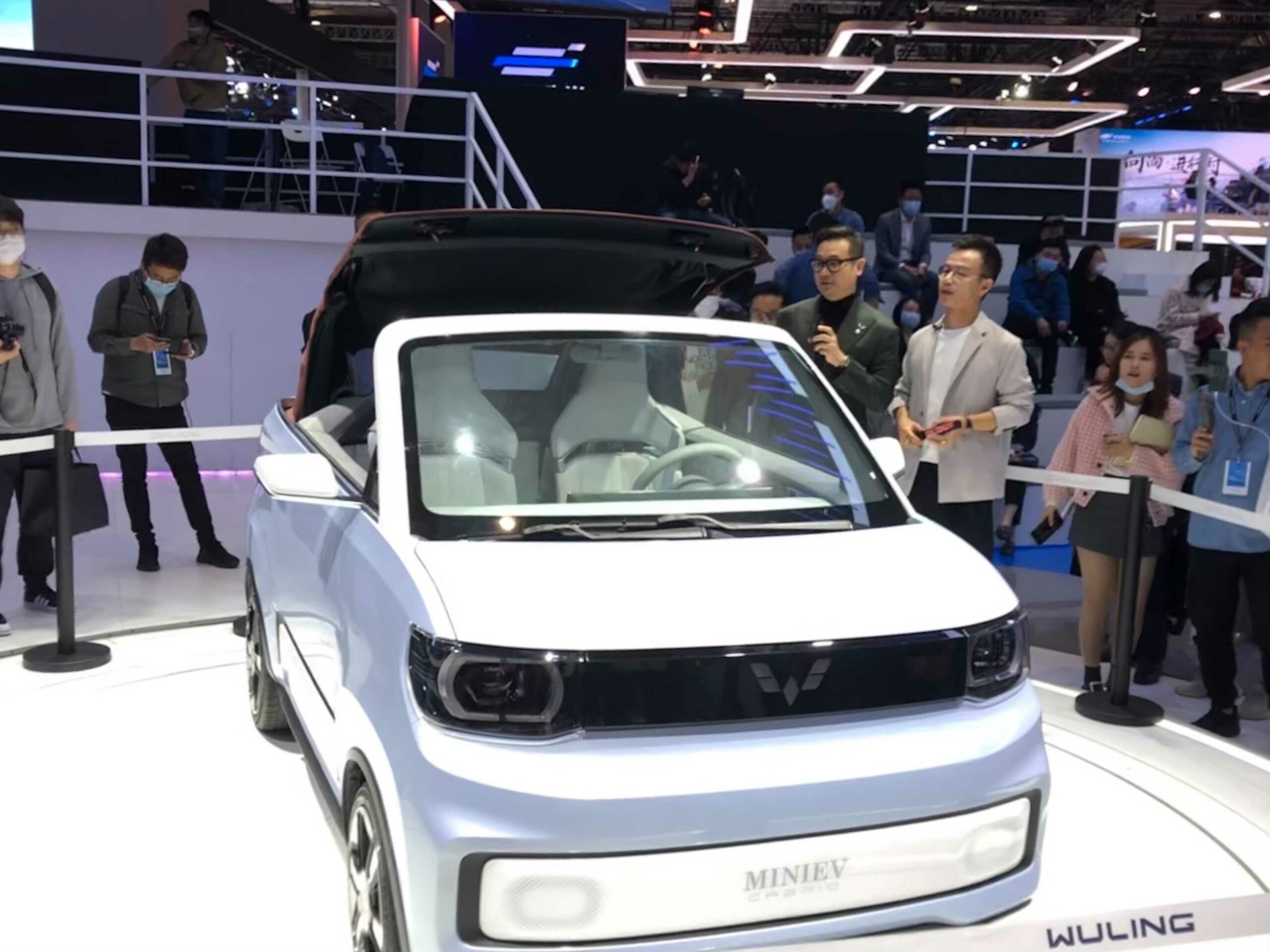 China’s Wuling Hongguang Mini EV launches Cabrio electrical convertible China’s Wuling Hongguang Mini EV launches Cabrio electrical convertible