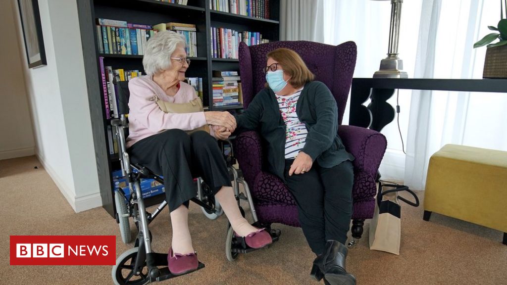 Covid-19: Care residence residents in England allowed two guests from 12 April