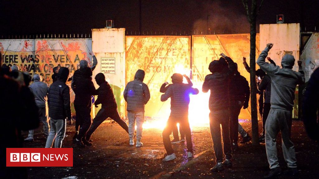 Belfast: Emergency Stormont assembly after evening of violence