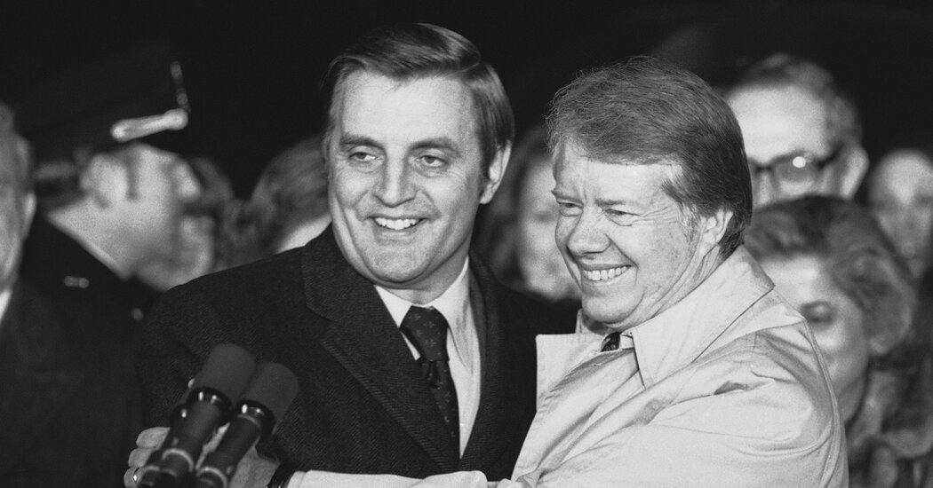 Jimmy Carter Leads Tributes to Walter Mondale