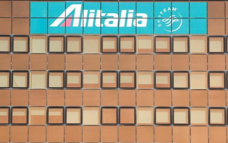 Alitalia unions urge Italy’s authorities to desert EU talks over revamp