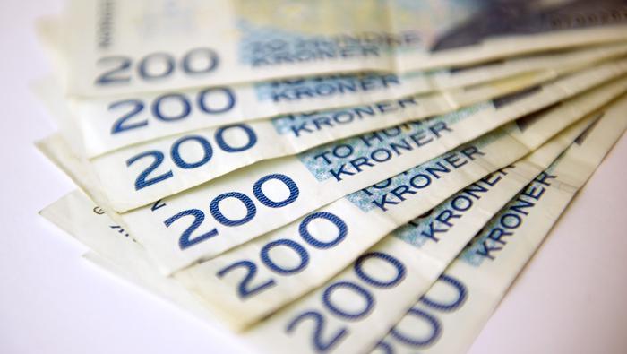 Norwegian Krone Jumps as US Dollar Weakens Ahead of US CPI. Will EUR/NOK Break Lower?