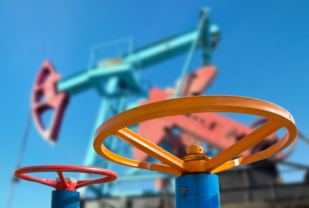 Oil Costs Rise on Optimism Over U.S. Financial Rebound
